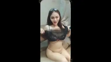 Live Show Cewek Sange WOT Lumer Asyik